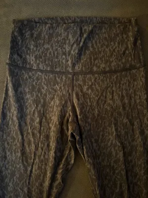 Lululemon Leggings thumbnail 3