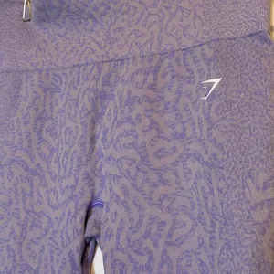 Gymshark Purple Leggings with Elastic Waistband and Full-Length‎ Fit thumbnail 2