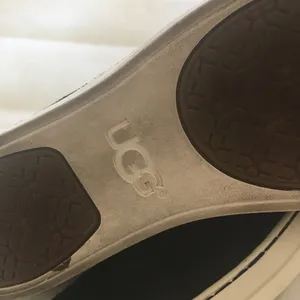 UGG Tomi Black Sneakers thumbnail 6
