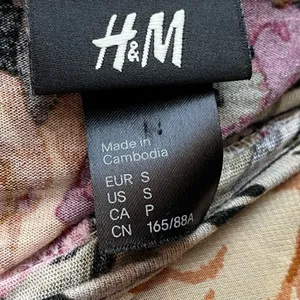 H&M Floral Dress‎ thumbnail 3