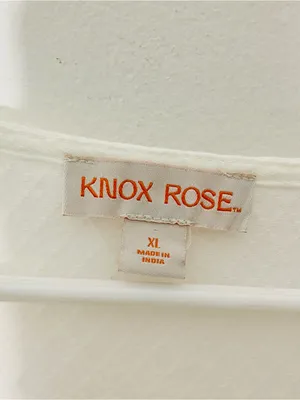 KNOX ROSE Embroidered Flutter Sleeve Top thumbnail 5