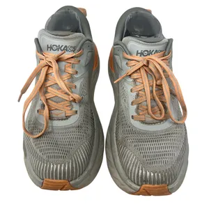 Women’s Hoka One One Bondi 7 Sneakers in Pink and Gray Colorway 8 thumbnail 2