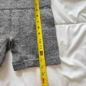 Colsie Shorts‎ Womens Medium Gray Seamless High Waisted Lounge Biker Activewear thumbnail 2