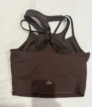 Alo Yoga Tank thumbnail 1