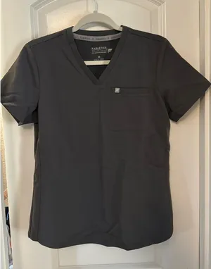 fabletics scrub top vital onyx  thumbnail 1