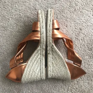 Anthropologie Pinaz‎ Espradilles Gold Copper Metallic Strappy Summer Heel 40 thumbnail 5