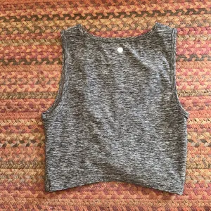 Yogalicious Heathered Grey Twist Front Crop Top thumbnail 3