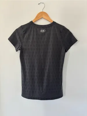 Under Armour Black Athletic T-shirt thumbnail 2
