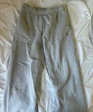 Aritzia TNA Sweatpants thumbnail 1