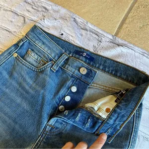 7 For All Mankind Cropped Jeans Button Fly 23 Womens Boho Festival thumbnail 8