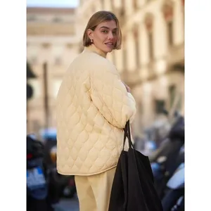 NWT!! VARLEY Luca Quilted Jacket Solid Reed Yellow Bomber Snaps Solid Medium thumbnail 8
