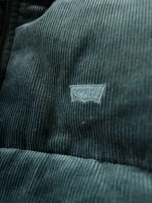 Levi’s Corduroy Puffer Jacket thumbnail 2