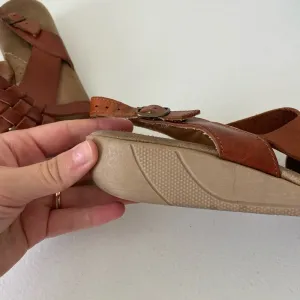 Cabin Creek Women’s interwoven strap sandals — size 8‎ thumbnail 9