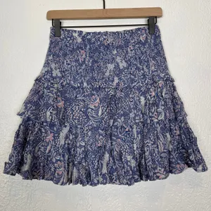 Sundry Wild Floral Smocked Tiered Ruffle Mini Skirt Size 2 / Medium NWT thumbnail 2