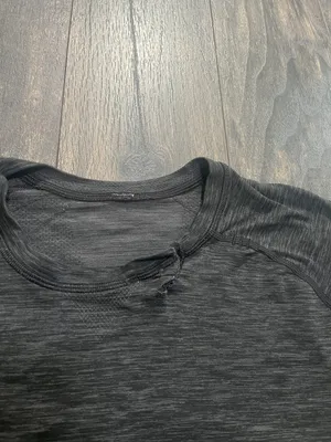 Lululemon shirt thumbnail 4