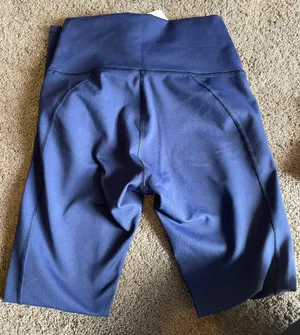 Fabletics Workout Set thumbnail 5