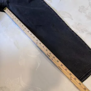 Madewell Women's Size-30 Black Wash Classic‎ Straight Leg Jeans thumbnail 9
