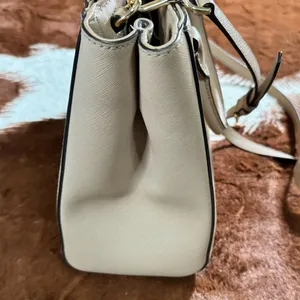 Michael Kors Selma Medium Top Zip Satchel Bag Blossom thumbnail 8