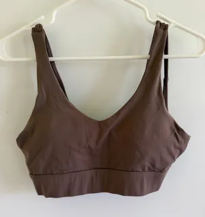 Iwa company sports bra activewear athleisure yoga gym Hawaii hiking running thumbnail 1