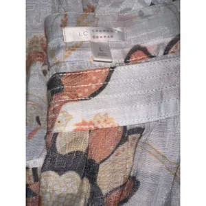 Lauren Conrad Large Long Sleeve Floral Top thumbnail 3