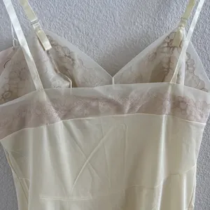 NWT Vintage Vanity Fair Slip Gown Neutral Cream Lightweight Small thumbnail 7