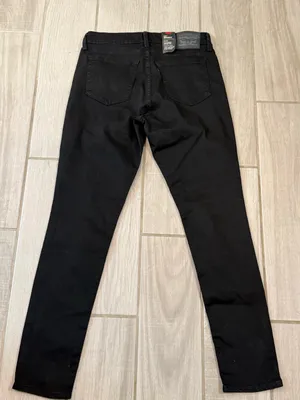 Levi's Black High-Rise Skinny Jeans for Women thumbnail 7