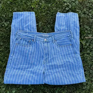 American Eagle Mom Jean Retro Striped thumbnail 3
