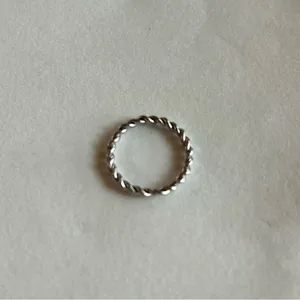 3/$20 Silver Tone Multiple Twisted Circle Ring Size 6/7 thumbnail 4