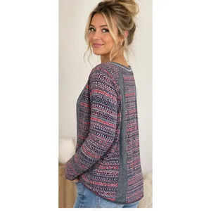 The Nines Women’s Size Medium Blue Red Geometric Print Long Sleeve Sweater thumbnail 3