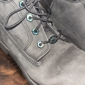 Timberland womens Nellie Nubuck Sz 9 Waterproof Hiking Outdoor Walking Boots thumbnail 2