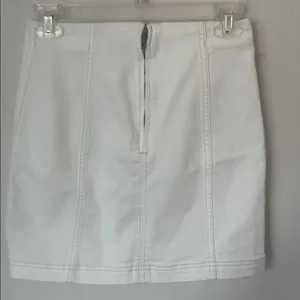 Free People white denim mini skirt, size 4 🖤 thumbnail 4