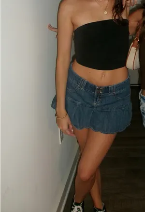 Pleated denim mini skirt thumbnail 3