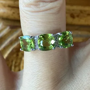 Natural Peridot Sterling Silver Ring Size 6 thumbnail 1