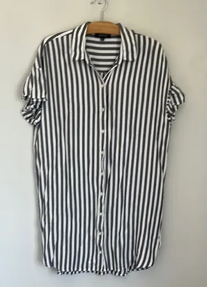 Madewell Black and White Casual Button Down Shirtdress. Size M thumbnail 1