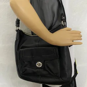 COACH M Size Black Leather Crossbody Bag thumbnail 6