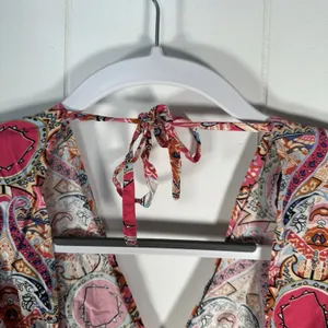 Elings Women’s XL Pink Boho Paisley Print V Neck Mini Dress thumbnail 5