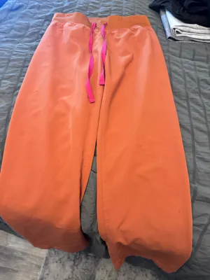 FIGS Scrub Pants thumbnail 1