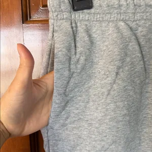 Nike Heather Gray Joggers Size Medium Great thumbnail 7
