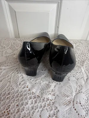 Salvatore Ferragamo Black Patent Leather kitten Heel heels pumps thumbnail 5
