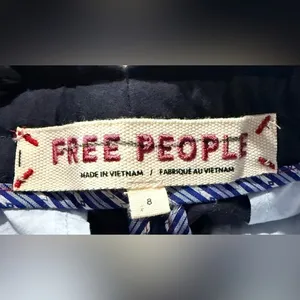 Free People Perfect Prep Pleated Stripe‎ Trouser Shorts Navy Blue 8 Sold Out thumbnail 6