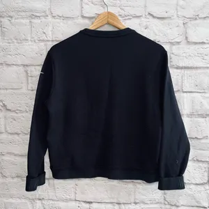 NIKE Cropped Crew Neck Sweatshirt sz M thumbnail 2