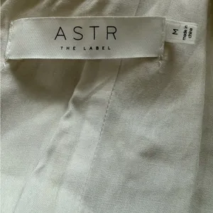 Revolve ASTR The Label Emmalou Eyelet Mini Dress Size‎ Medium thumbnail 6
