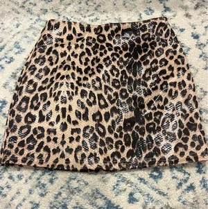 Blue Blush Mini Leather Cheetah Skirt thumbnail 2