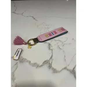 Simply Southern Keychain be kind new‎ thumbnail 2