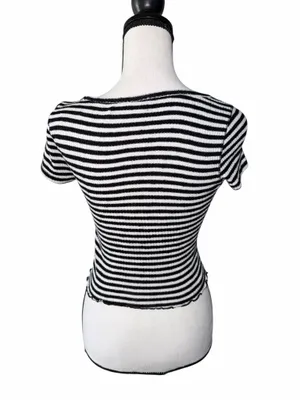 Abercrombie & Fitch Striped Ribbed Short Sleeve Tie Front Crop Top Size XS thumbnail 3