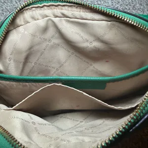 Michael Kors Jet‎ Set Large Saffiano Leather Crossbody Bag in Green thumbnail 8
