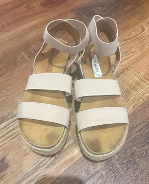 Steve Madden Beige/Cream Espadrille Ankle-Strap Sandals thumbnail 1