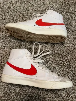 Nike White And Red Blazers thumbnail 2