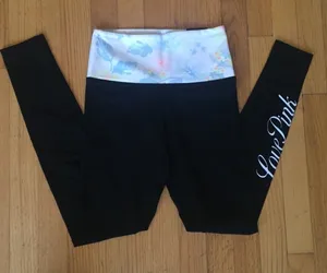 PINK Victoria’s Secret High Wasted Leggings thumbnail 1