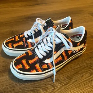 Vans x Thrasher Skate Old Skool Black Multi Logo Canvas Shoes mens 7 women’s 9 thumbnail 5
